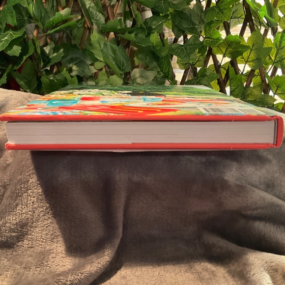 Signed Copy of Living Floral by Margot Shaw - Picture 6 of 15